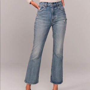 A&F Ultra High Rise Kick Flare Jeans Size 26 / 2R